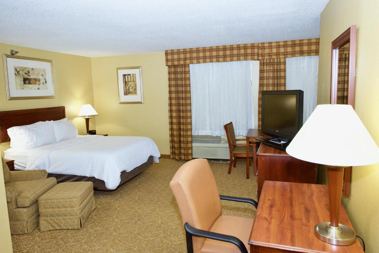 Holiday Inn Express Hotel & Suites Fenton/I-44 By Ihg Bagian luar foto