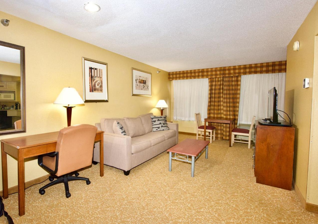 Holiday Inn Express Hotel & Suites Fenton/I-44 By Ihg Bagian luar foto