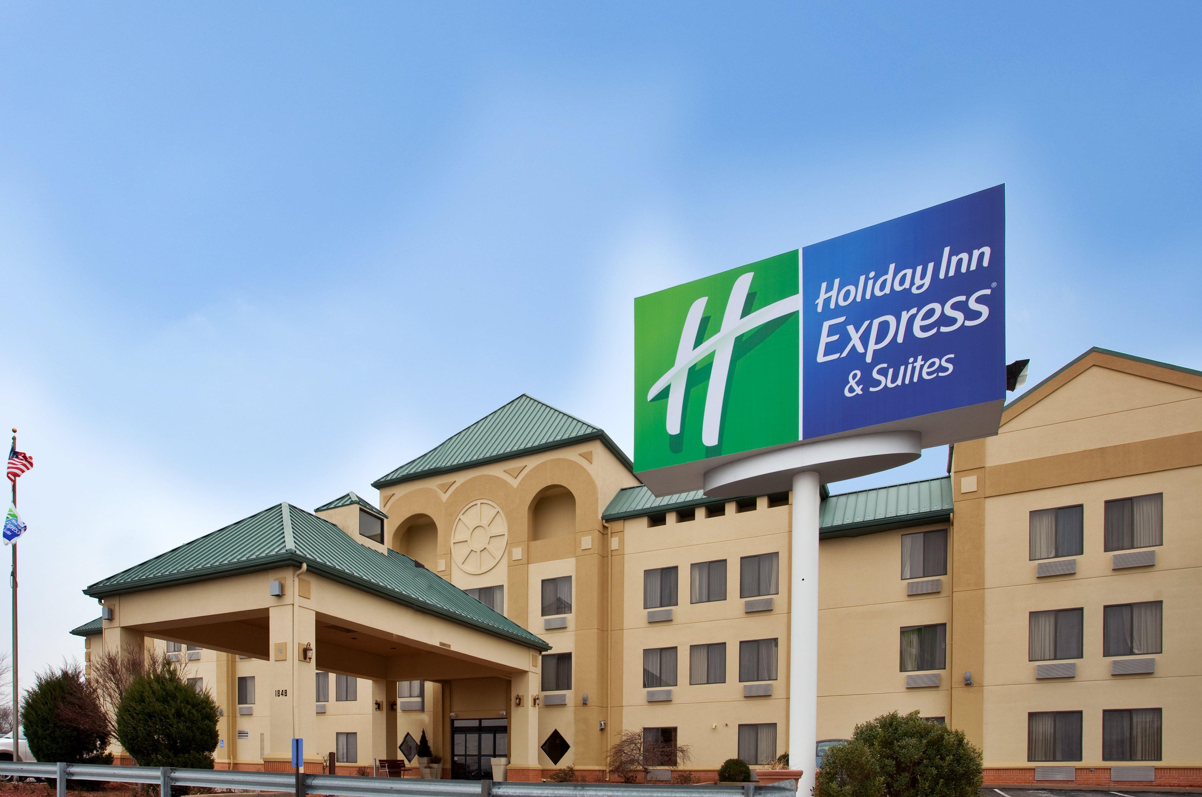 Holiday Inn Express Hotel & Suites Fenton/I-44 By Ihg Bagian luar foto